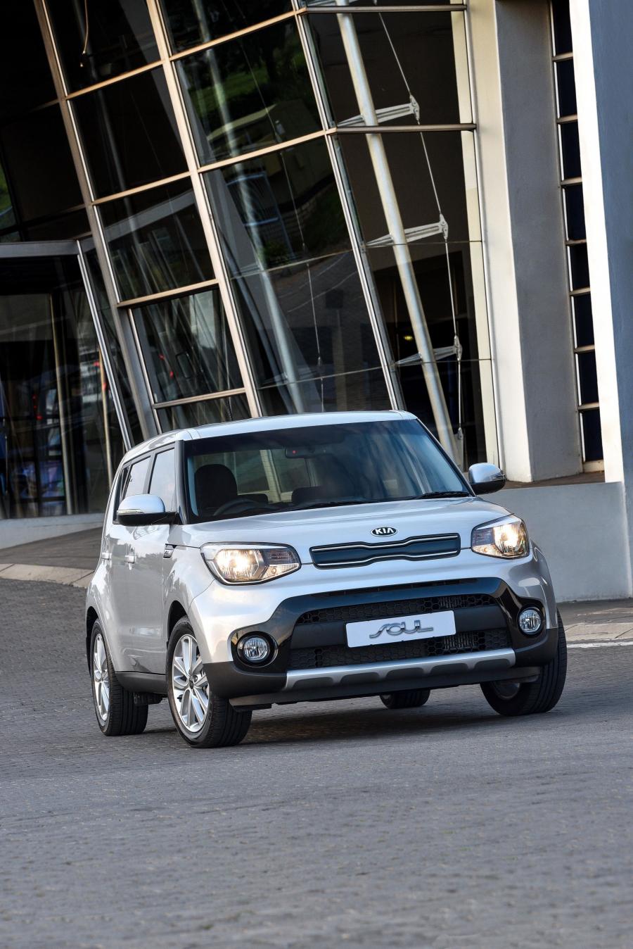  Kia Soul 2017 года  (ZA) (фото 3 из 40)